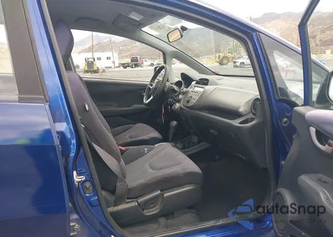 2010 Honda Fit Sport from USA, damaged, VIN JHMGE8H47AC024574